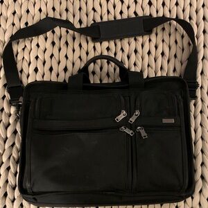 Tumi Black Men's Briefcase (Ballistic Nylon)